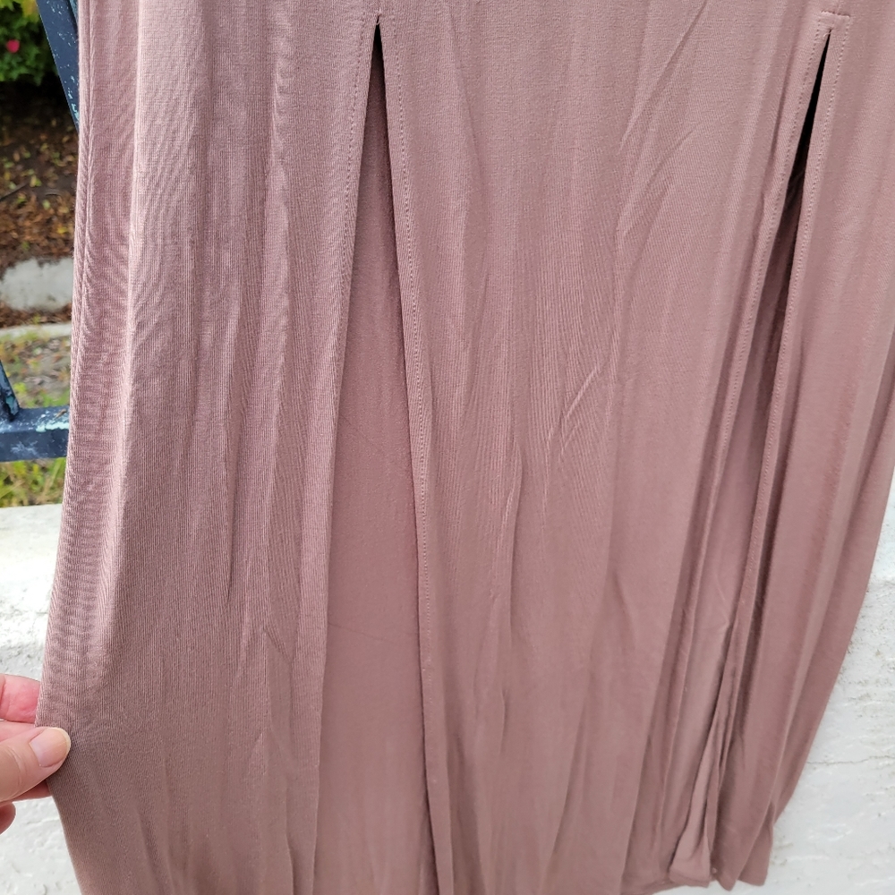 Lulu's Maxi Skirt - Picture 2 of 7